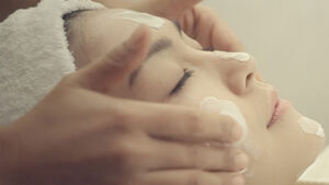 مقالات 5 مرکز فیشیال در تهران - الماس زیبایی