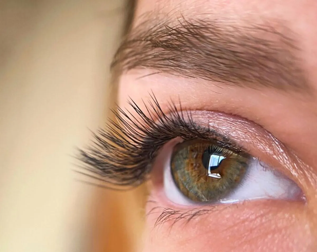 مراقبت از اکستنشن مژه