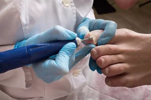 مقالات 1 آموزشگاه کاشت ناخن در تهران