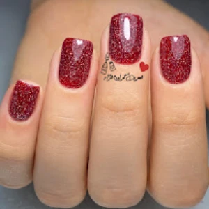 سالن کاشت ناخن نسرین گرامی در کرج